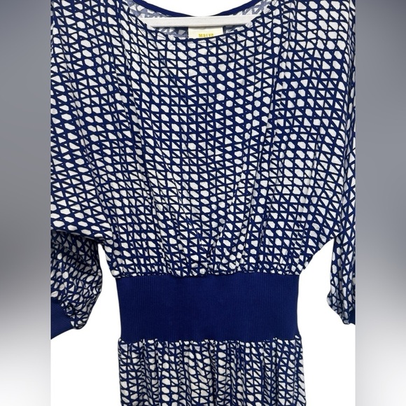 Anthropologie Maeve Gemma Blue
Geometric Print
Dolman Sleeve Dress - Picture 4 of 7